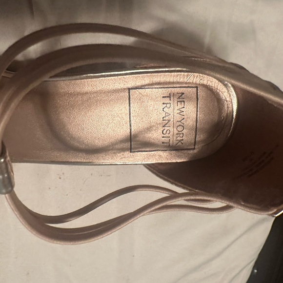 Rose gold wedges with rhinestone accents size 9 1/2 M some scratches see photos - Picture 3 of 7